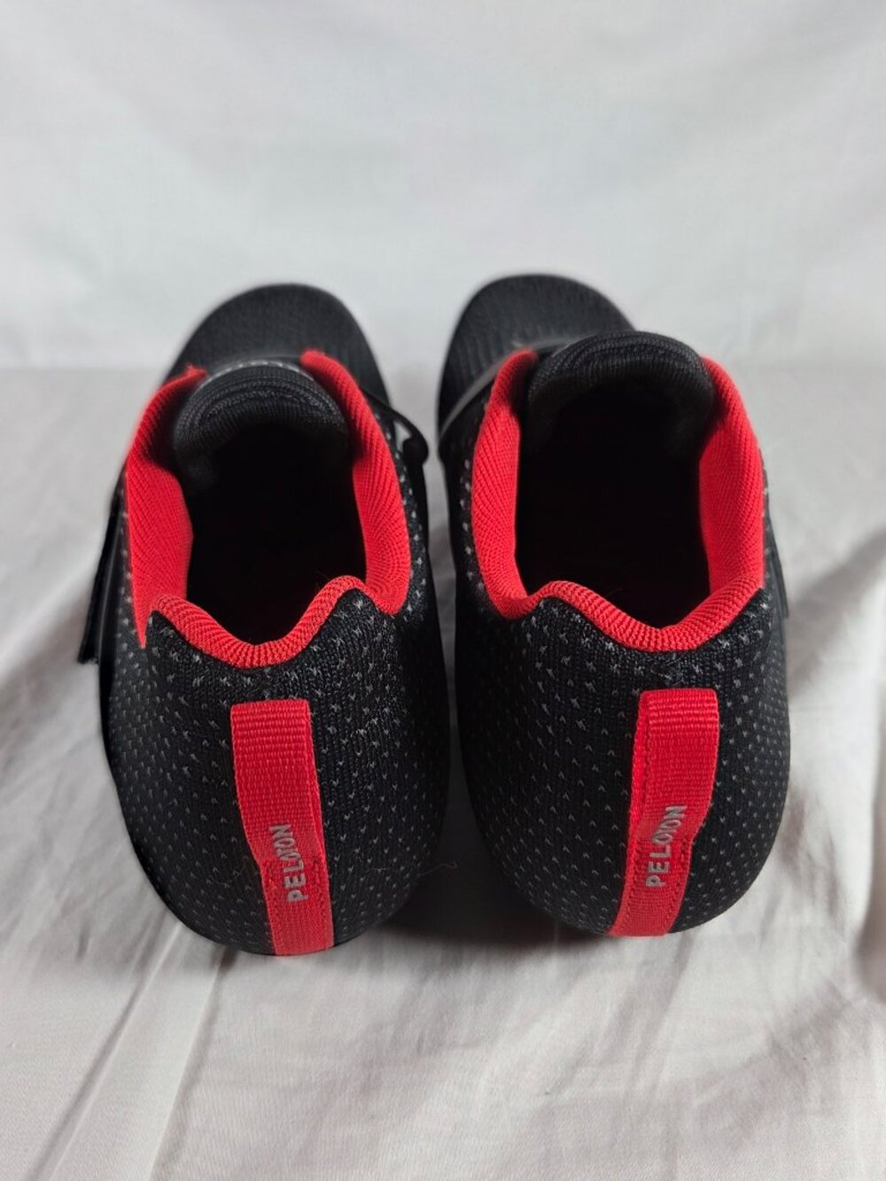 Peloton Indoor Cycling Shoes Men's 7.5 / Women's 9 Cleats Included - Picture 3 of 9